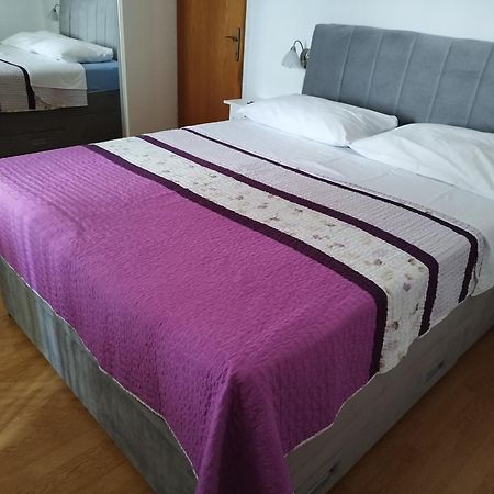 Apartmani Sabic A6 Макарска Екстериор снимка