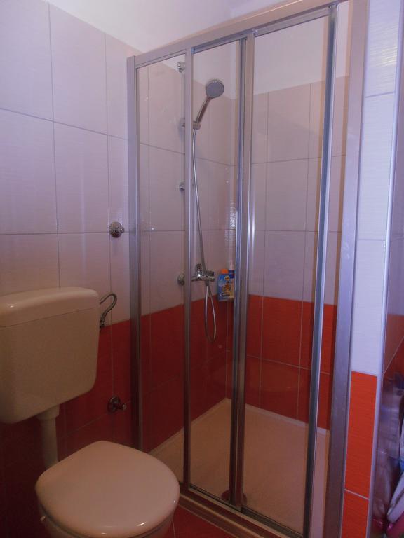 Apartmani Sabic A6 Макарска Екстериор снимка